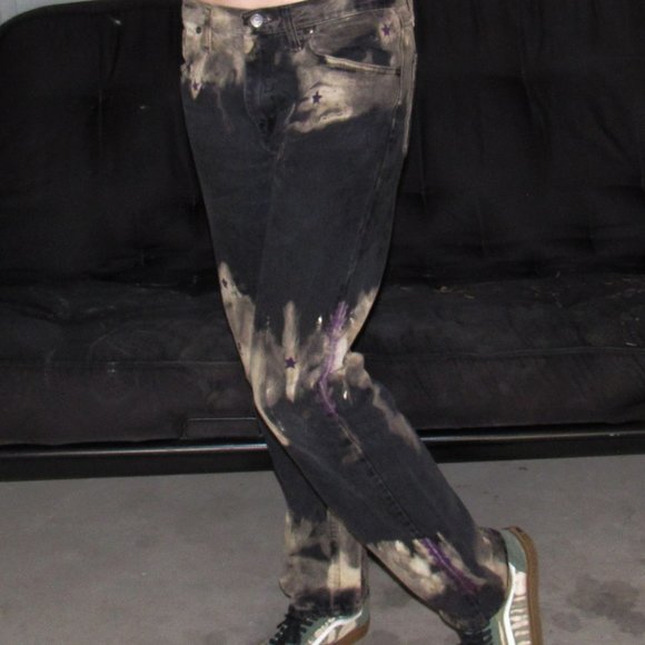 Bleached Out Jeans - Picture 3 of 3